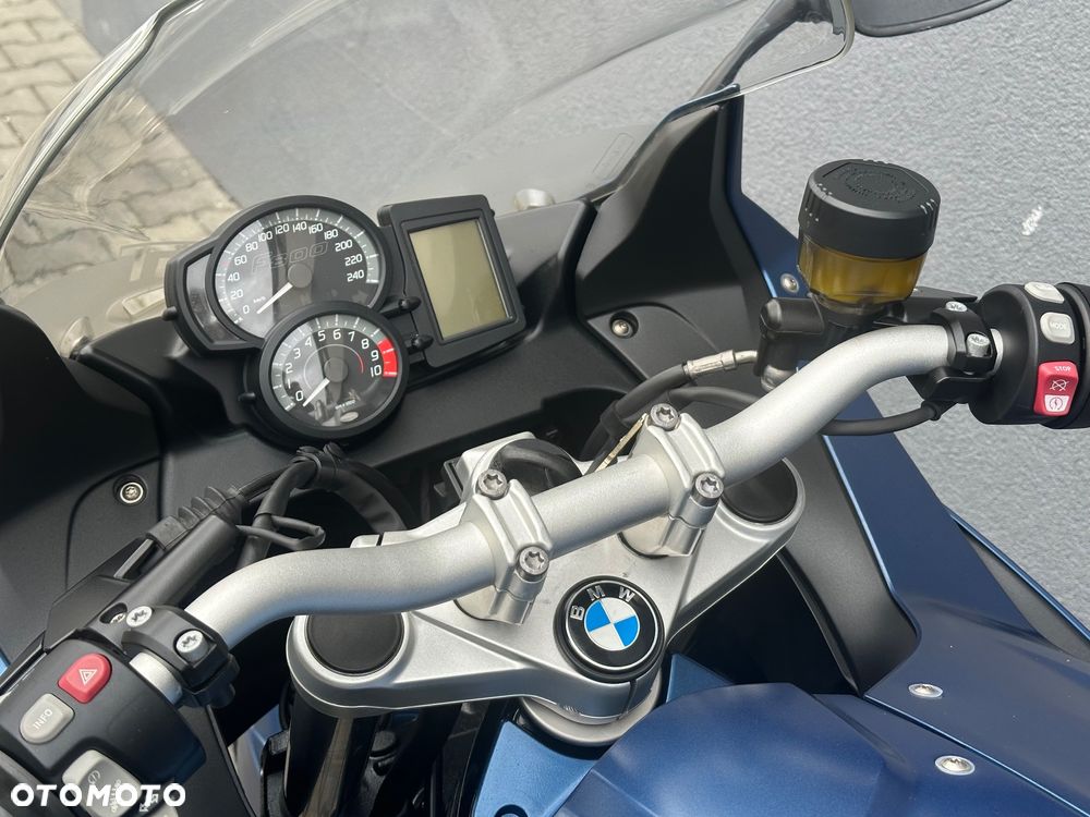 BMW F - 23