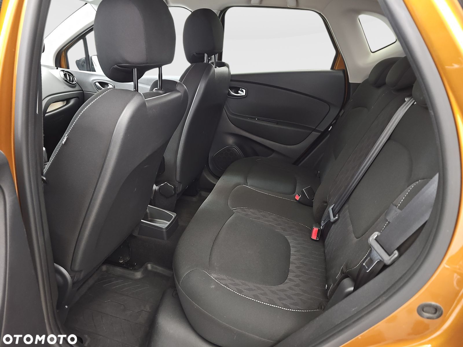 Renault Captur 1.3 Energy TCe FAP Limited EDC - 26