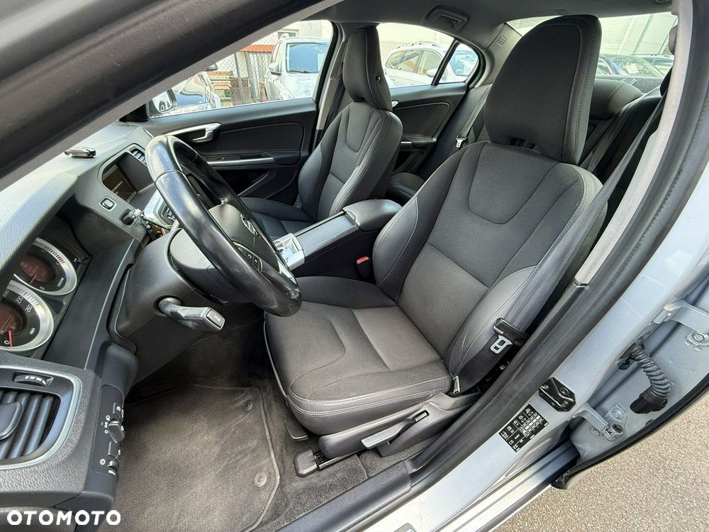 Volvo S60 - 18
