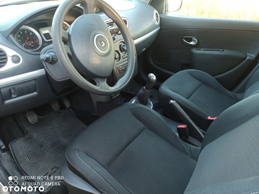 Renault Clio - 3