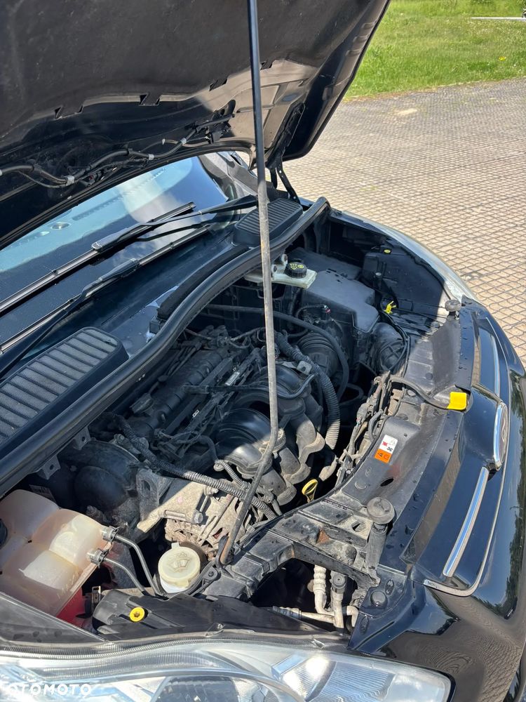 Ford Grand C-MAX 1.6 Titanium - 34