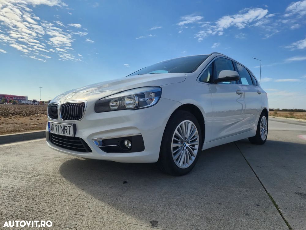BMW Seria 2 220d xDrive AT Standard - 4