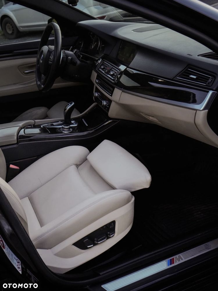 BMW Seria 5 535d xDrive - 15