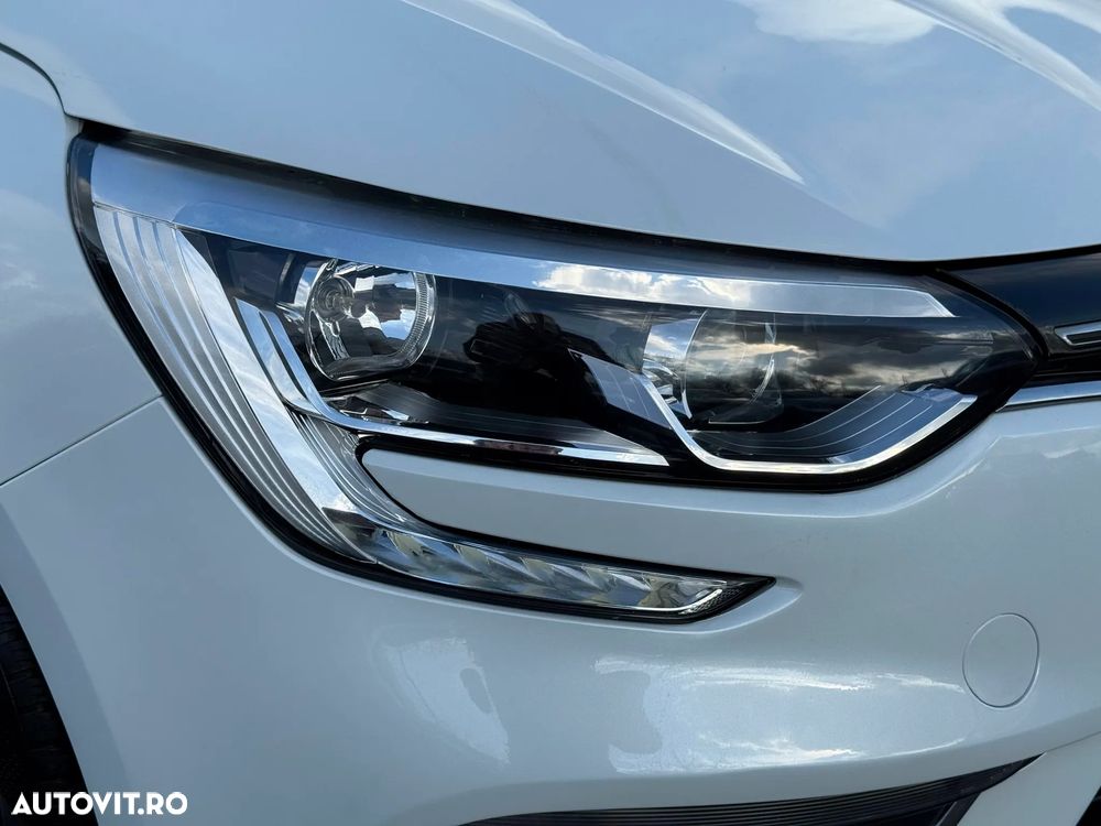 Renault Megane Grandtour ENERGY TCe 130 EDC BUSINESS - 31