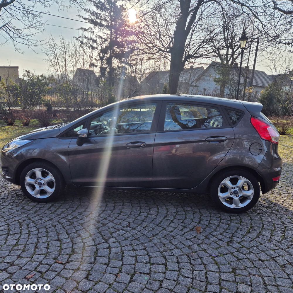 Ford Fiesta 1.0 Champions Edition - 4