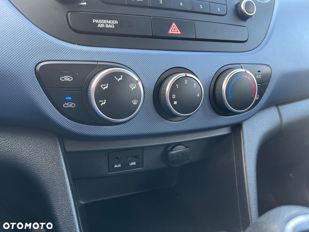 Hyundai i10 1.0 blue Classic - 11