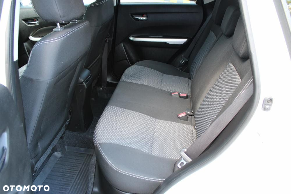 Suzuki Vitara - 9