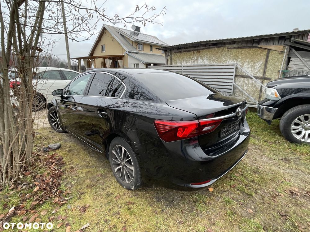 Toyota Avensis 2.0 Premium MS - 1