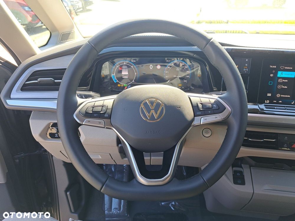 Volkswagen California - 11