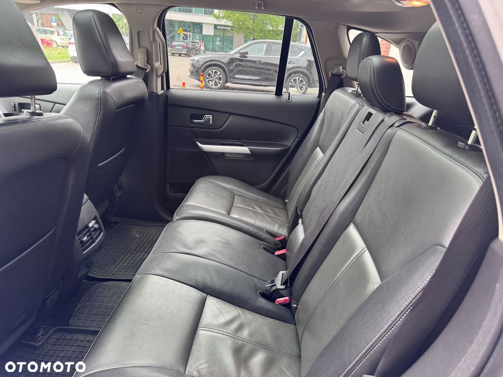 Ford Edge - 14