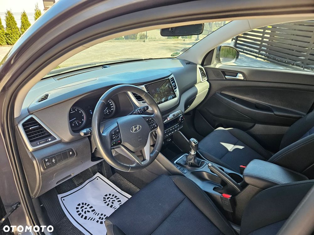 Hyundai Tucson 1.6 Turbo 2WD Navi - 8