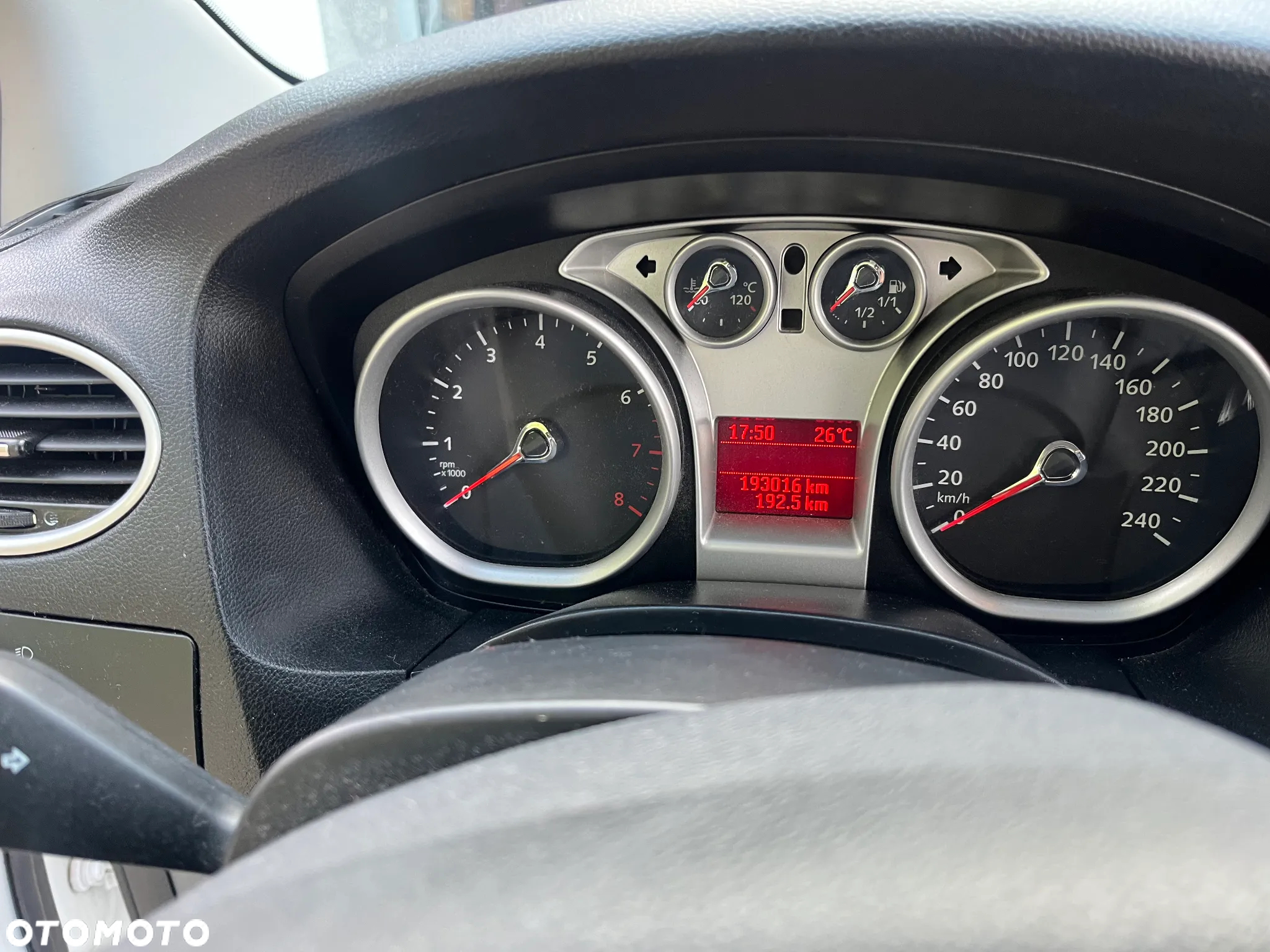 Ford Focus 1.6 Titanium - 19