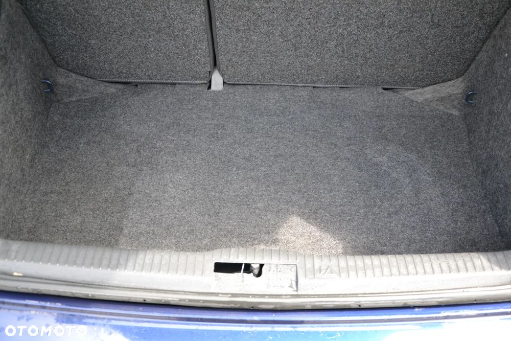 Volkswagen Polo 1.4 Comfortline - 15