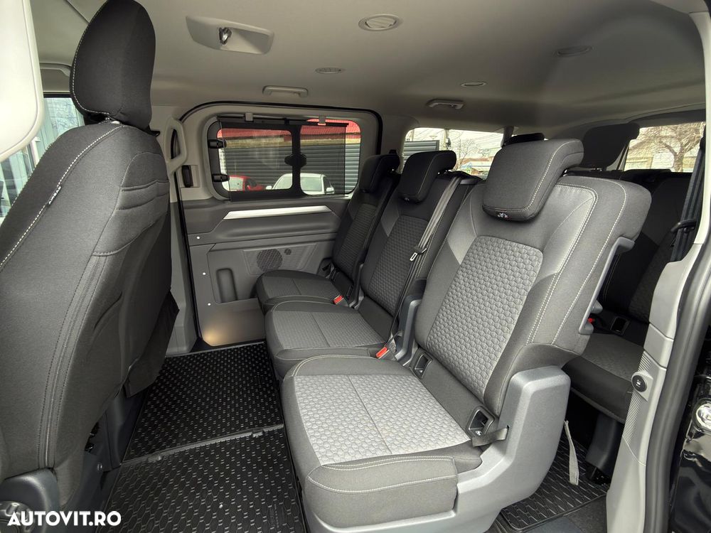 Volkswagen Caravelle 2.0 TDI 146 kW LR Comfortline DSG 4M - 12