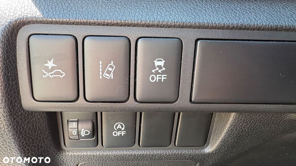 Mitsubishi Eclipse Cross 1.5 T Invite Plus - 11