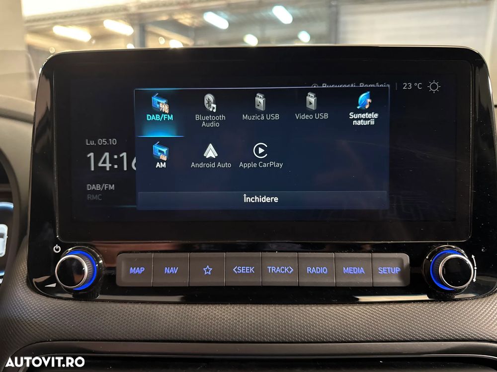 Hyundai KONA - 21