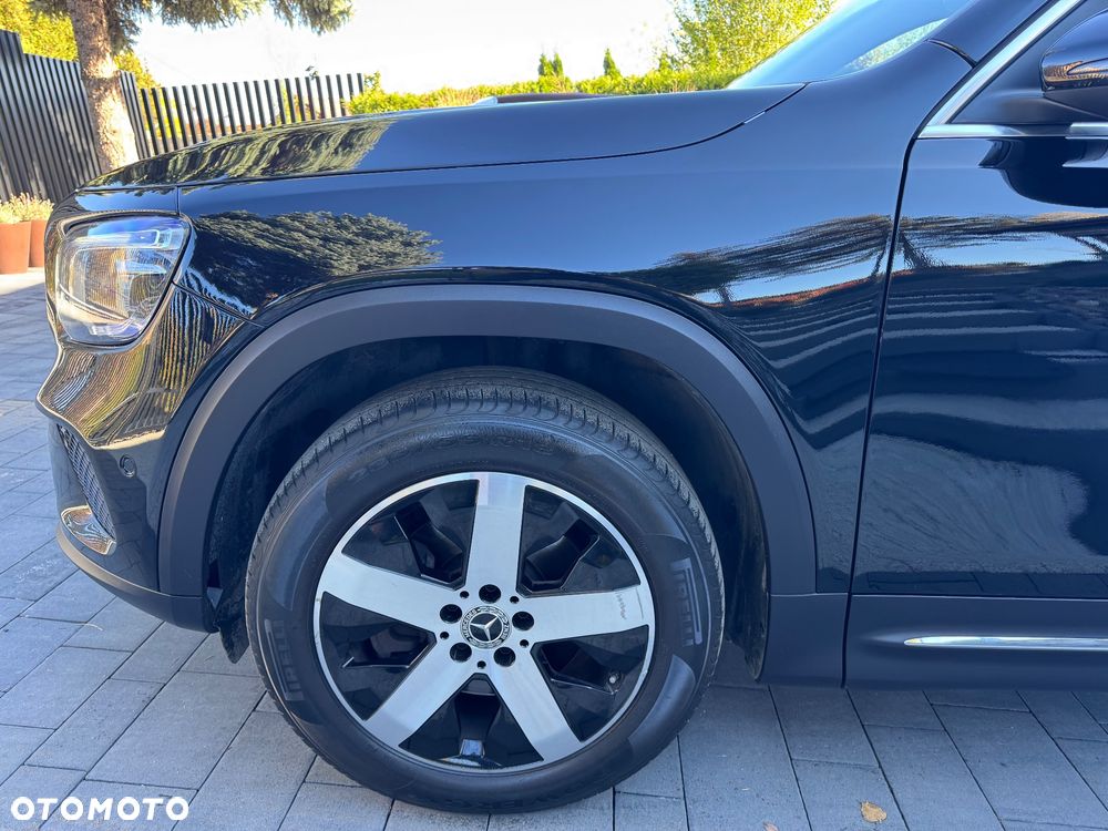 Mercedes-Benz GLB 250 4-Matic Progressive 8G-DCT - 26