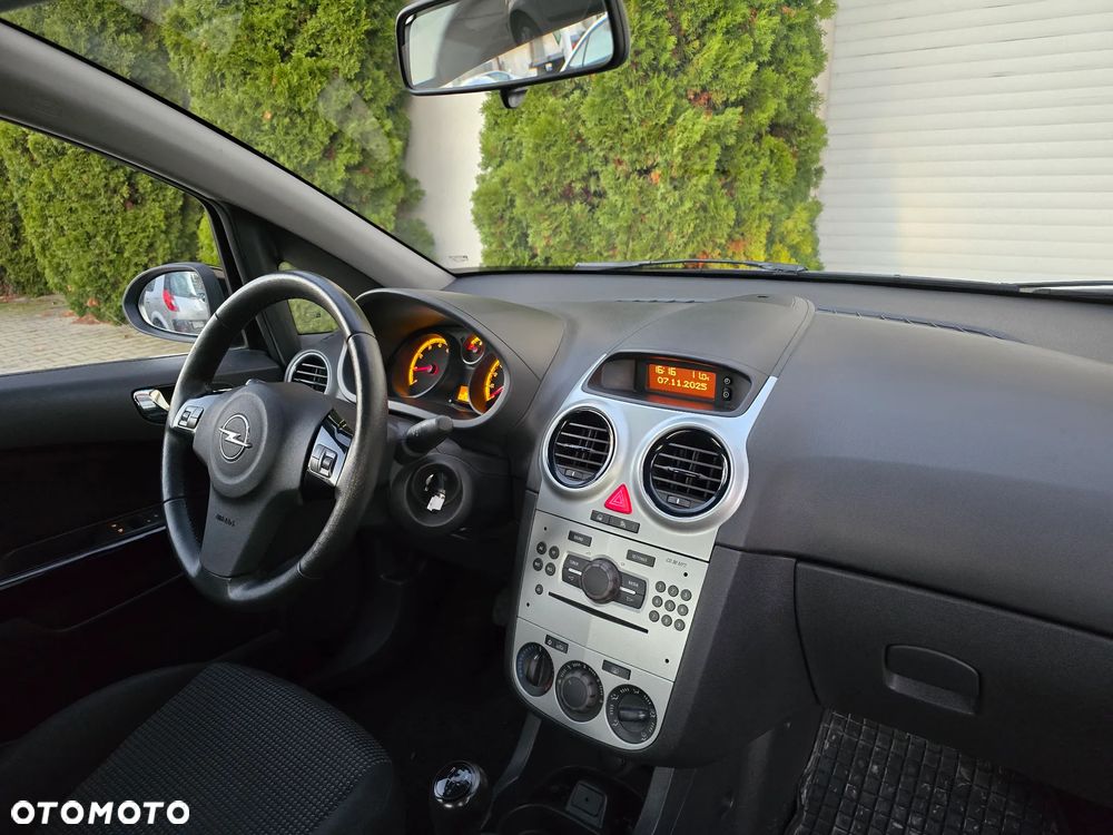 Opel Corsa 1.0 12V Edition / Active - 12