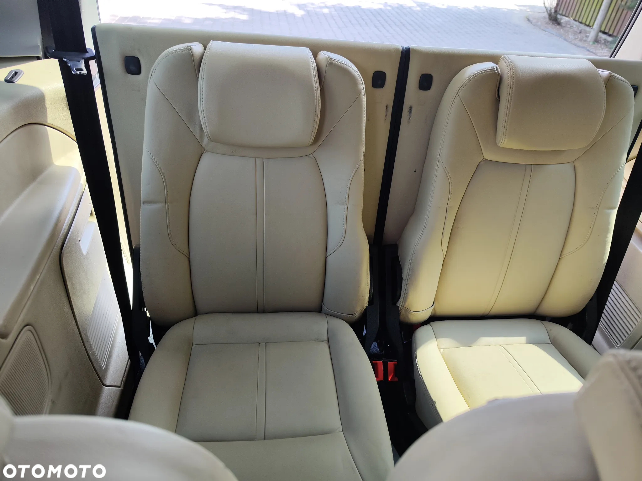 Ford Galaxy 2.0 TDCi Ghia - 16