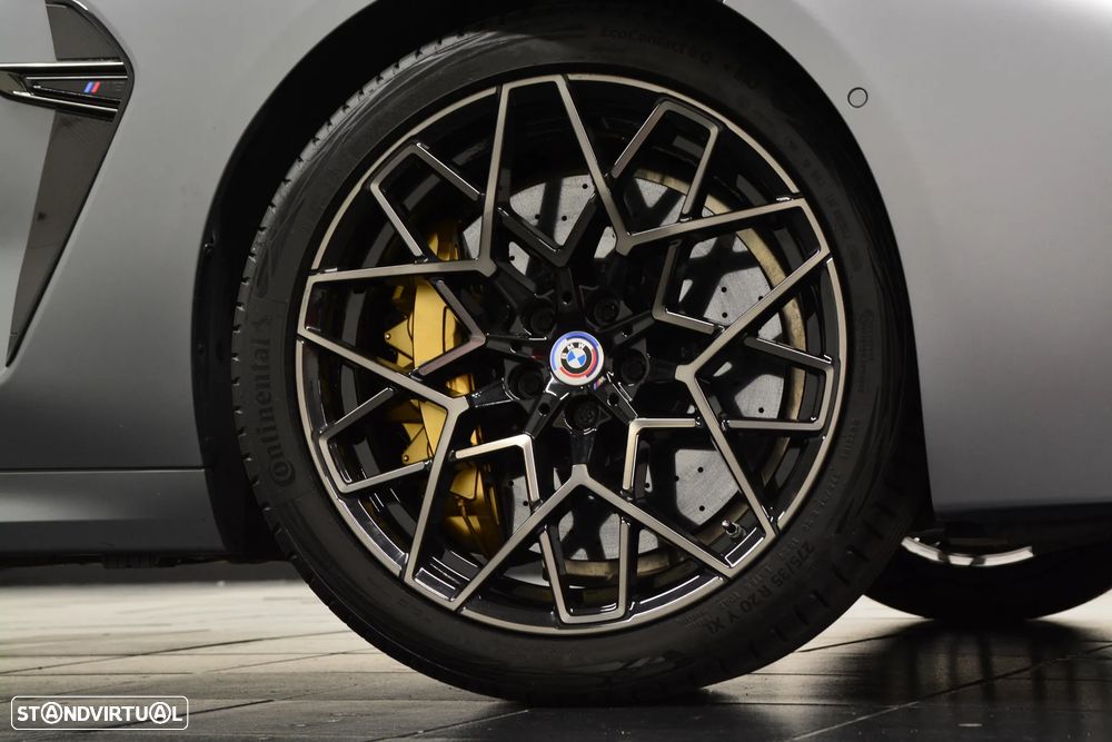 BMW M8 Competition - 13