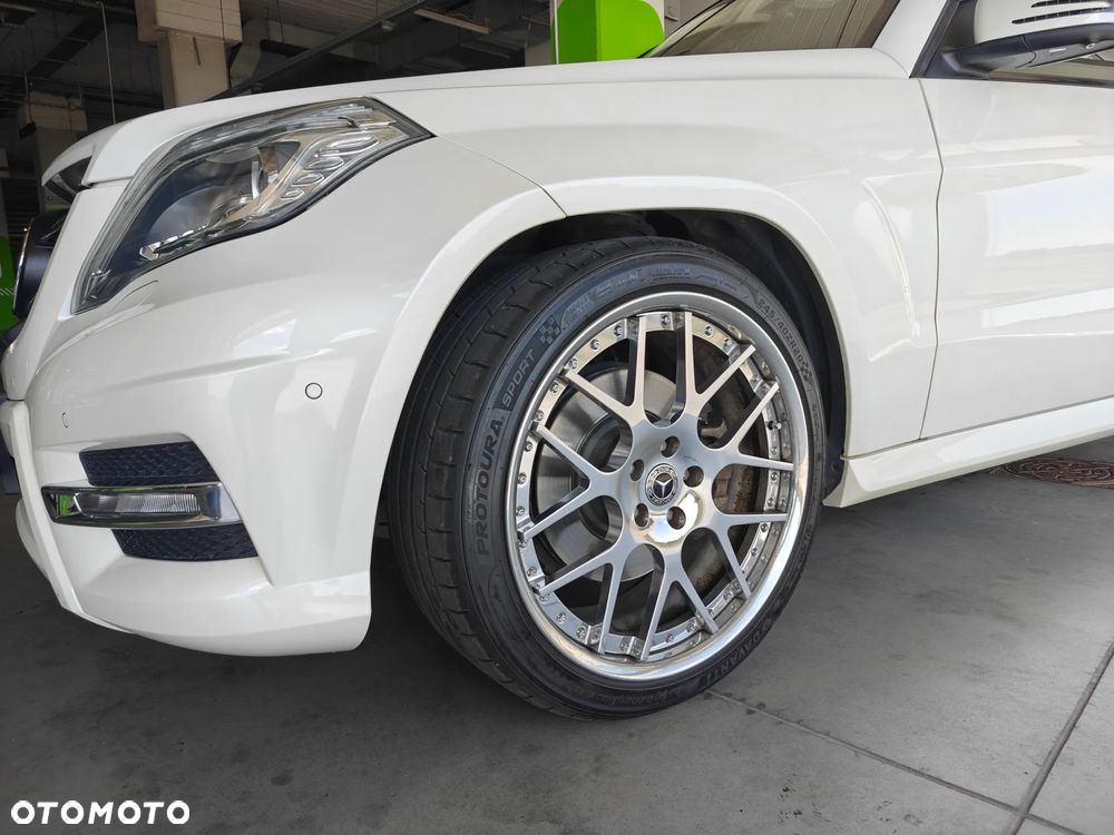 Mercedes-Benz GLK 350 4-Matic - 17