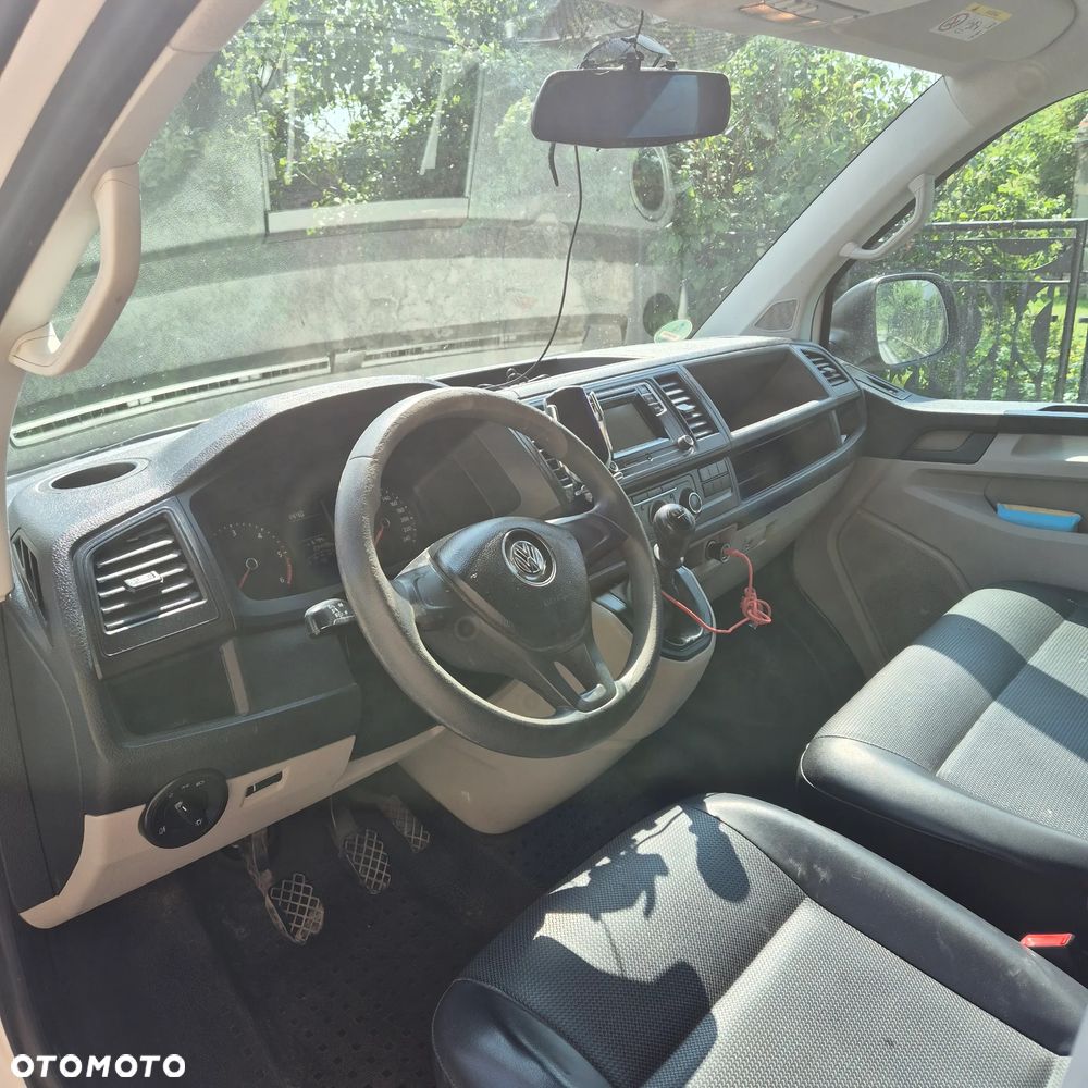 Volkswagen Transporter - 7