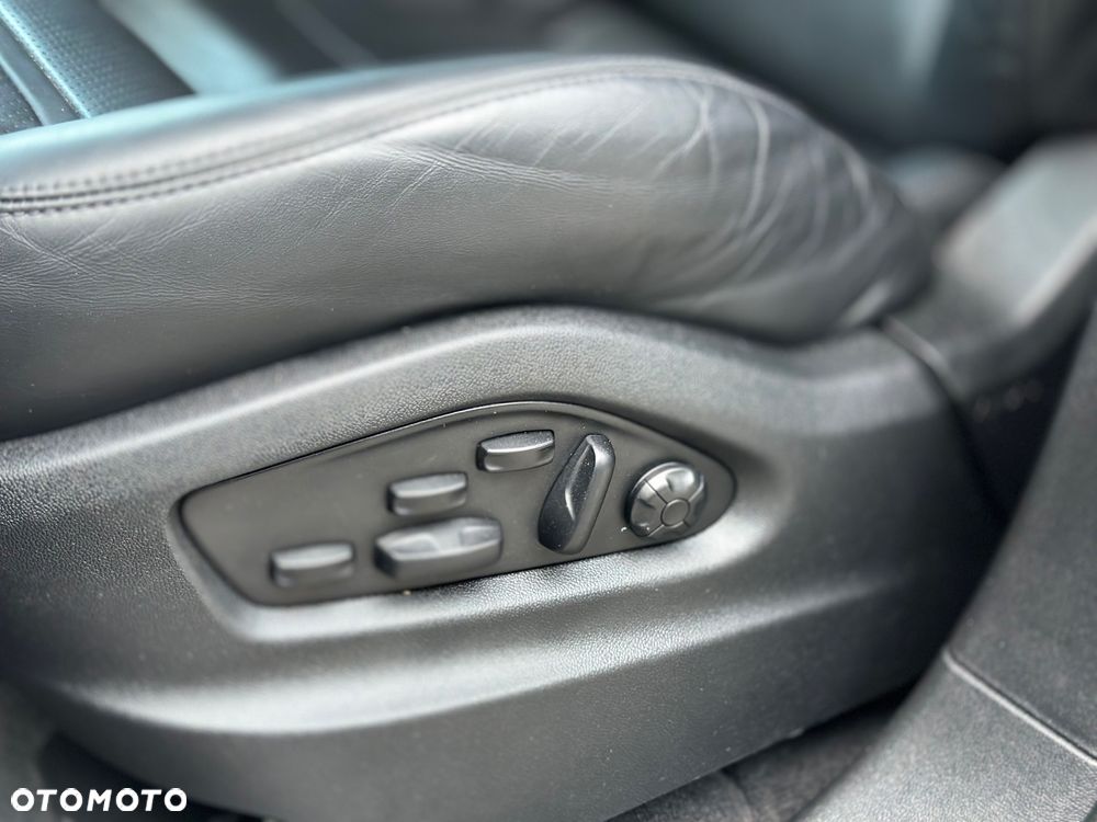Porsche Cayenne S Platinum Edition - 34