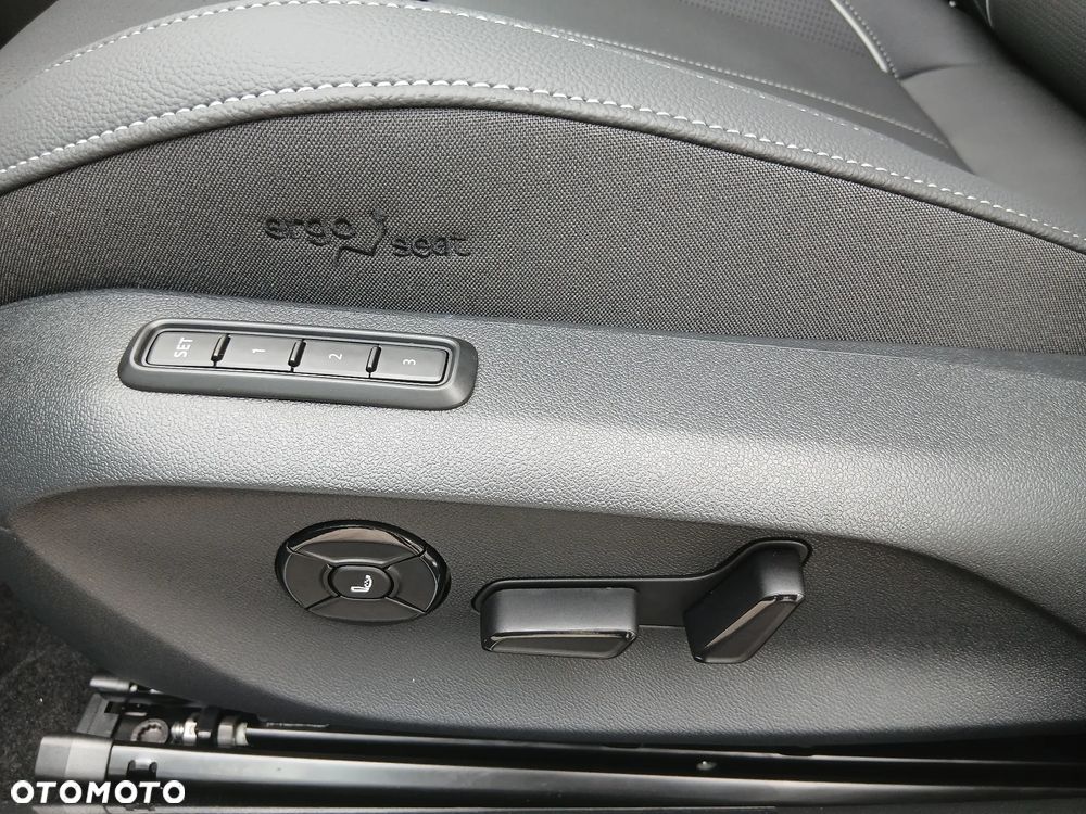 Skoda Superb 2.0 TSI Sportline DSG - 19