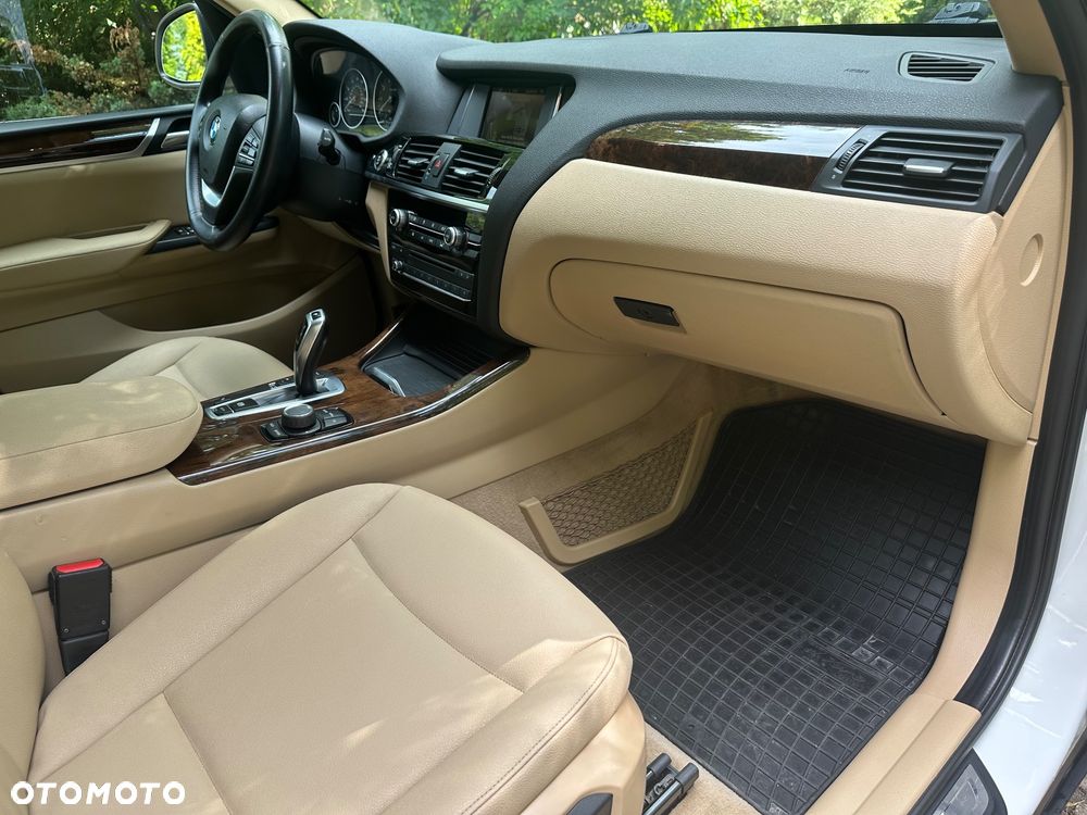BMW X3 xDrive28i Sport-Aut Advantage - 9