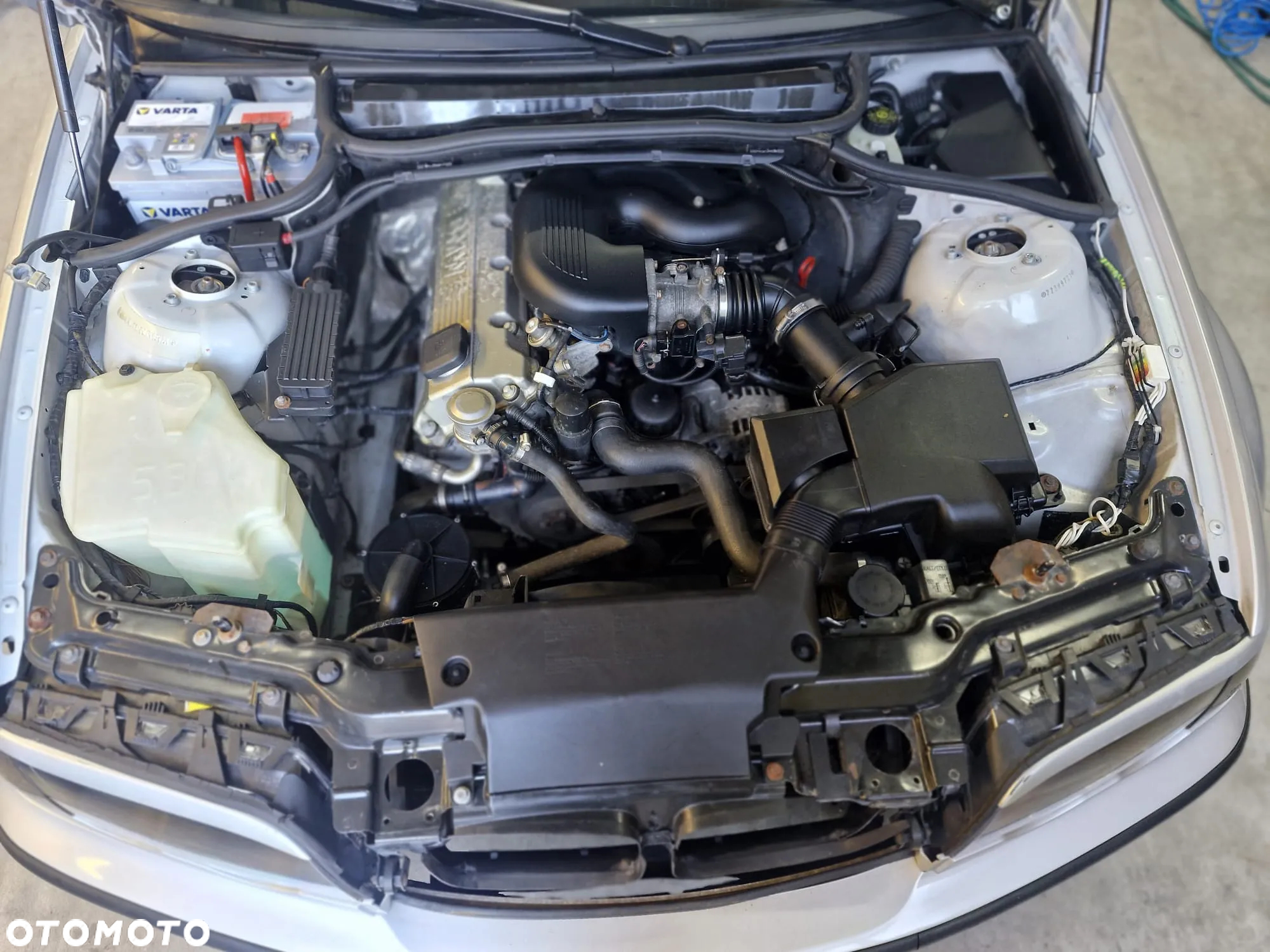 BMW Seria 3 316i - 8