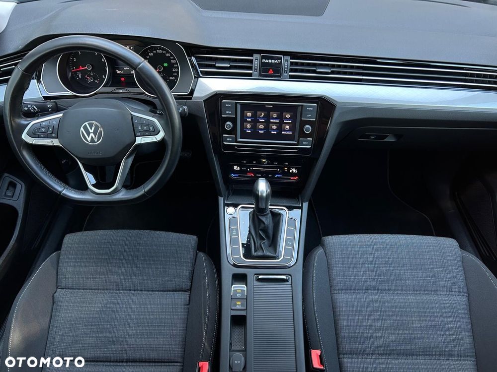 Volkswagen Passat Variant 2.0 TSI Business DSG - 5
