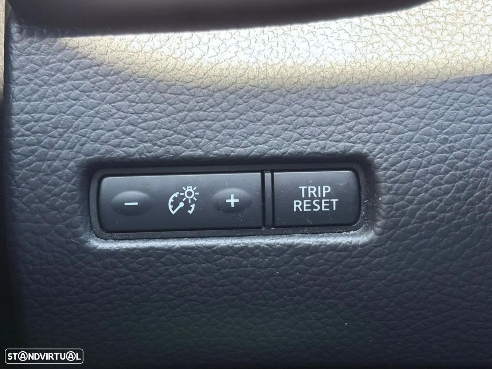 Nissan Qashqai 1.5 dCi Tekna Premium 17 Alcantara - 38