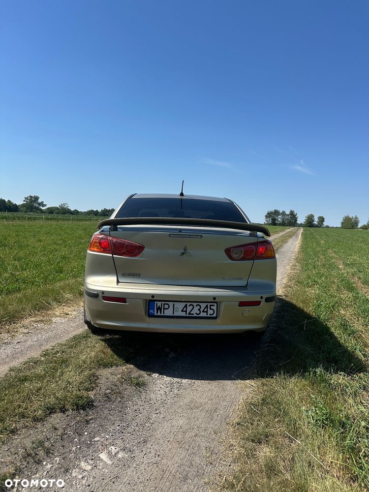 Mitsubishi Lancer 1.8 Intense - 3