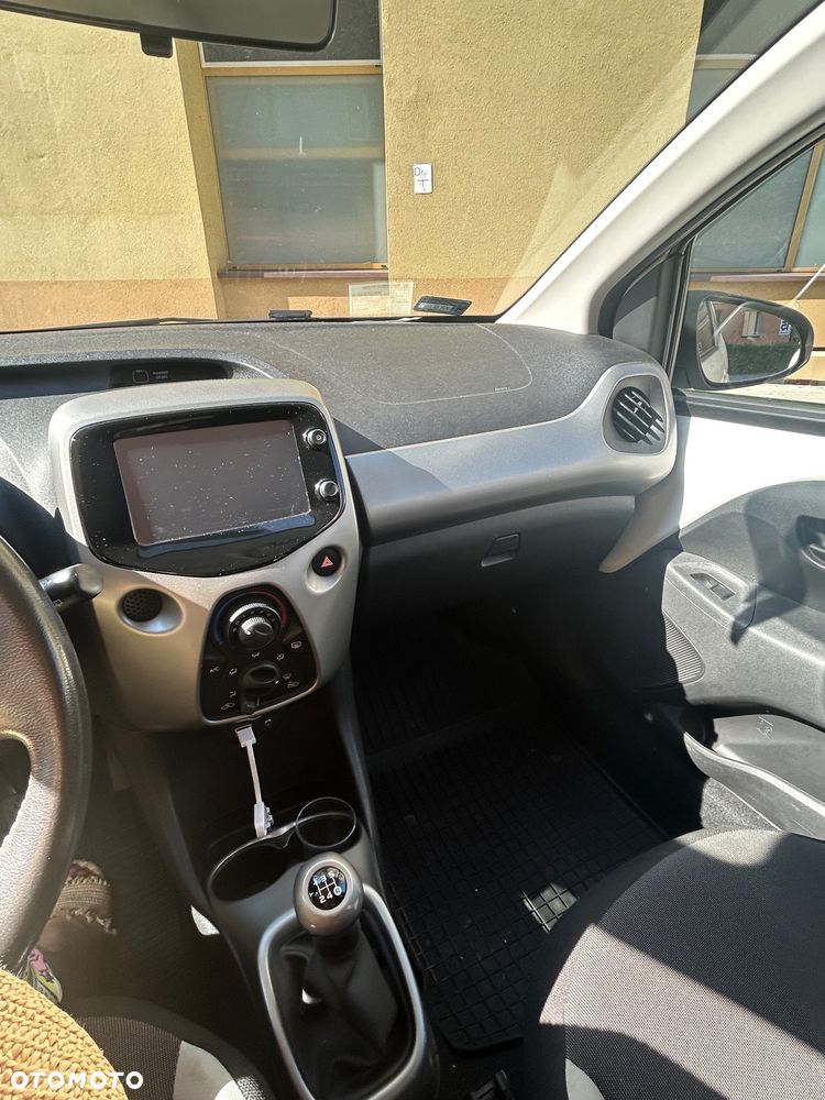 Toyota Aygo 1.0 VVT-i Sprint EU6 - 6