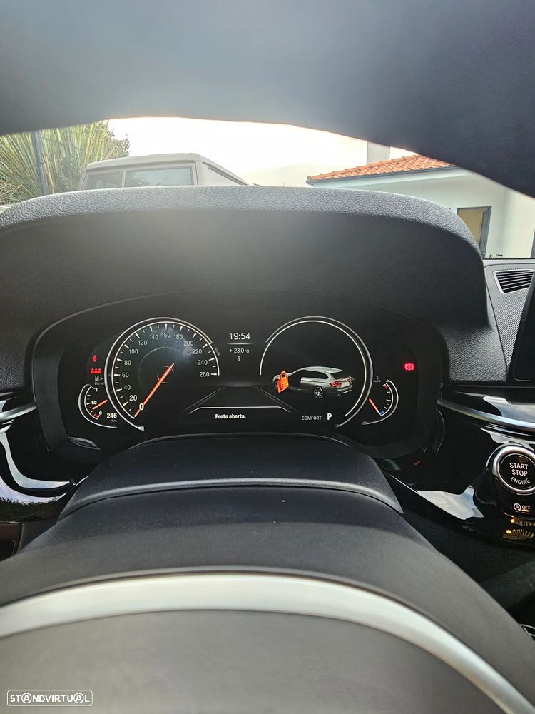 BMW 520 d Pack M Auto — fotografia 18