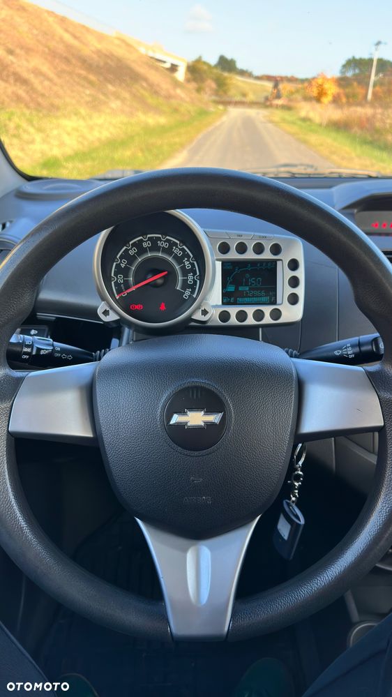 Chevrolet Spark 1.0 LS - 12