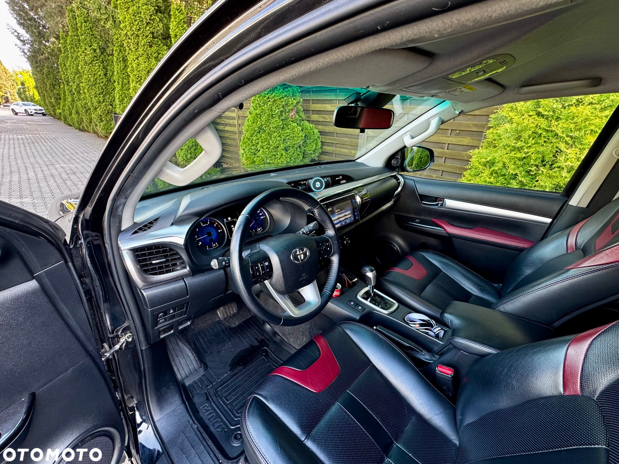 Toyota Hilux 2.4 D-4D Double Cab SR 4x4 - 8