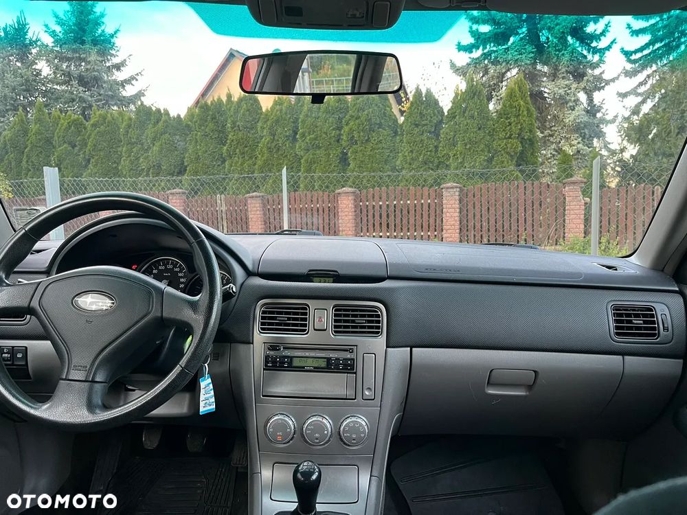 Subaru Forester 2.0 XG - 10