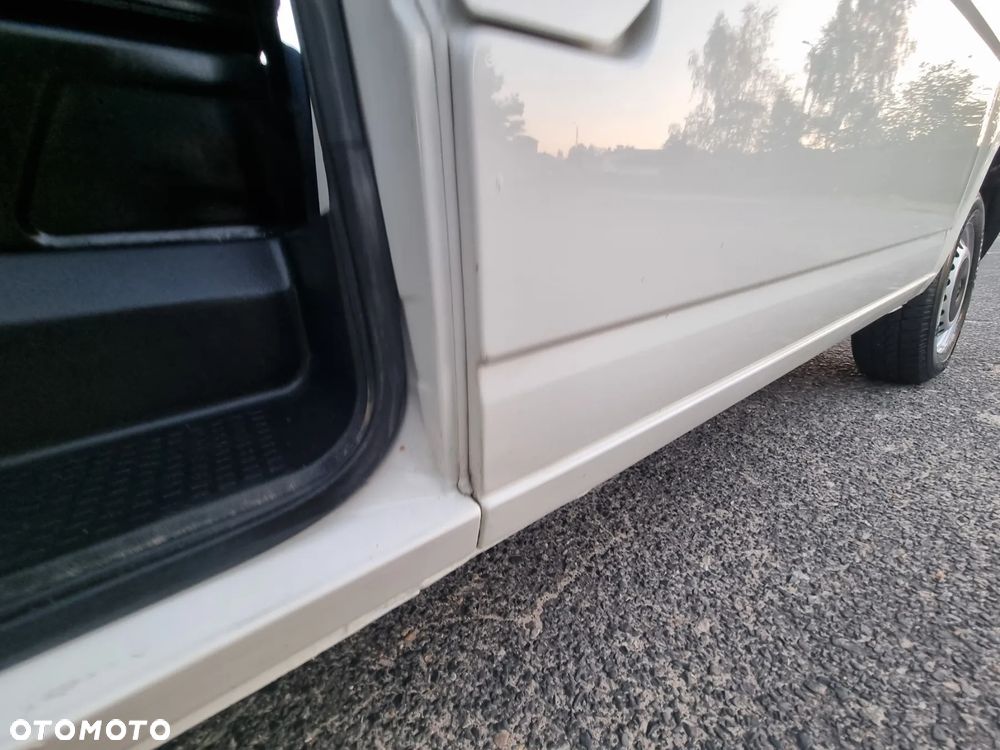 Volkswagen Transporter Standard - 23