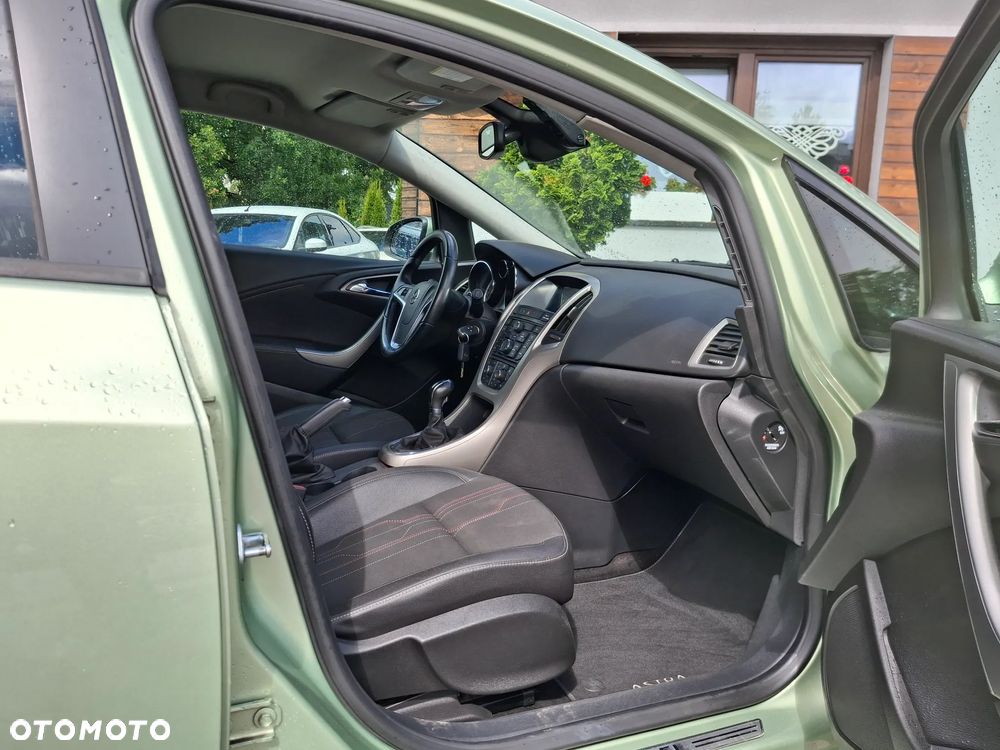 Opel Astra 1.4 Turbo Sports Tourer 150 Jahre - 25