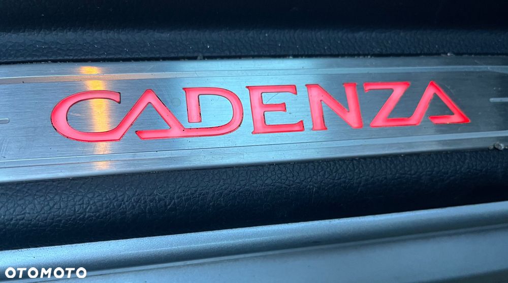 Kia Cadenza - 25