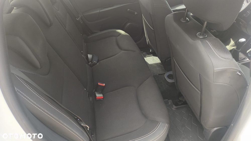 Renault Clio - 7