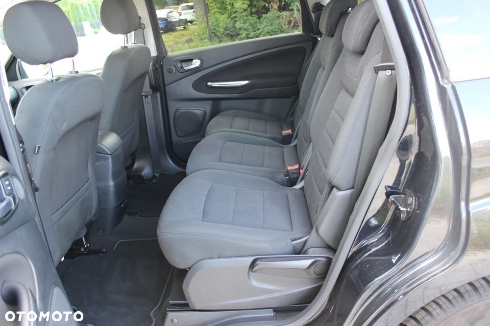 Ford S-Max 2.0 TDCi DPF Champions Edition - 9
