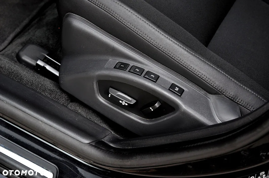 Volvo V60 D3 Geartronic Summum - 20