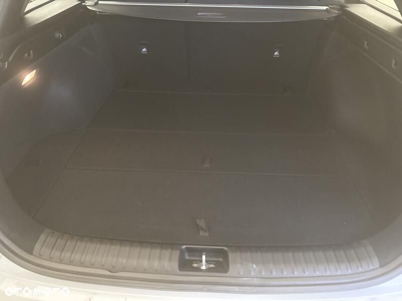 Kia Ceed 1.5 T-GDI M - 23