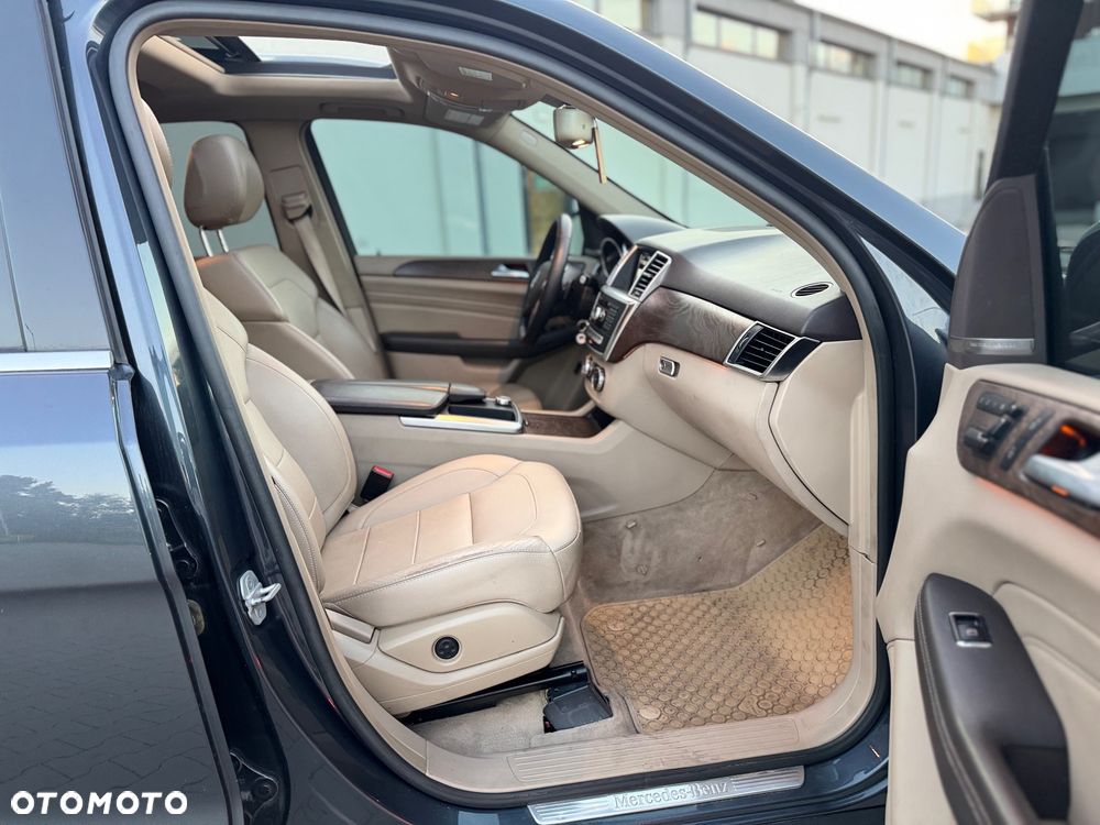 Mercedes-Benz ML 350 BlueTEC 4-Matic - 27