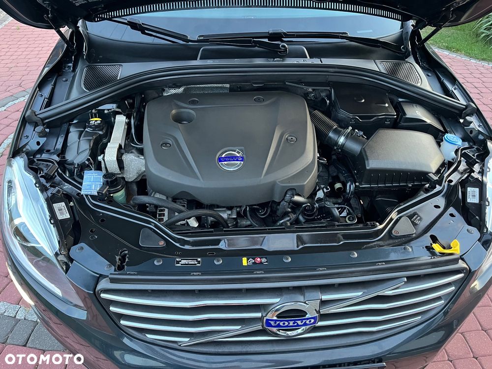 Volvo XC 60 D4 Geartronic Momentum - 21