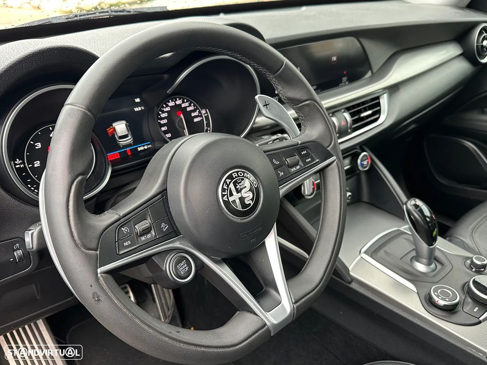 Alfa Romeo Stelvio 2.2 D Super AT8 - 23