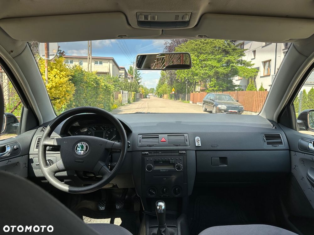Skoda Fabia 1.4 16V Elegance - 36