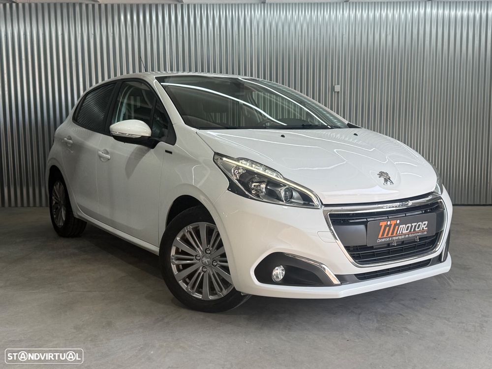 Peugeot 208 1.5 BlueHDi Signature - 4